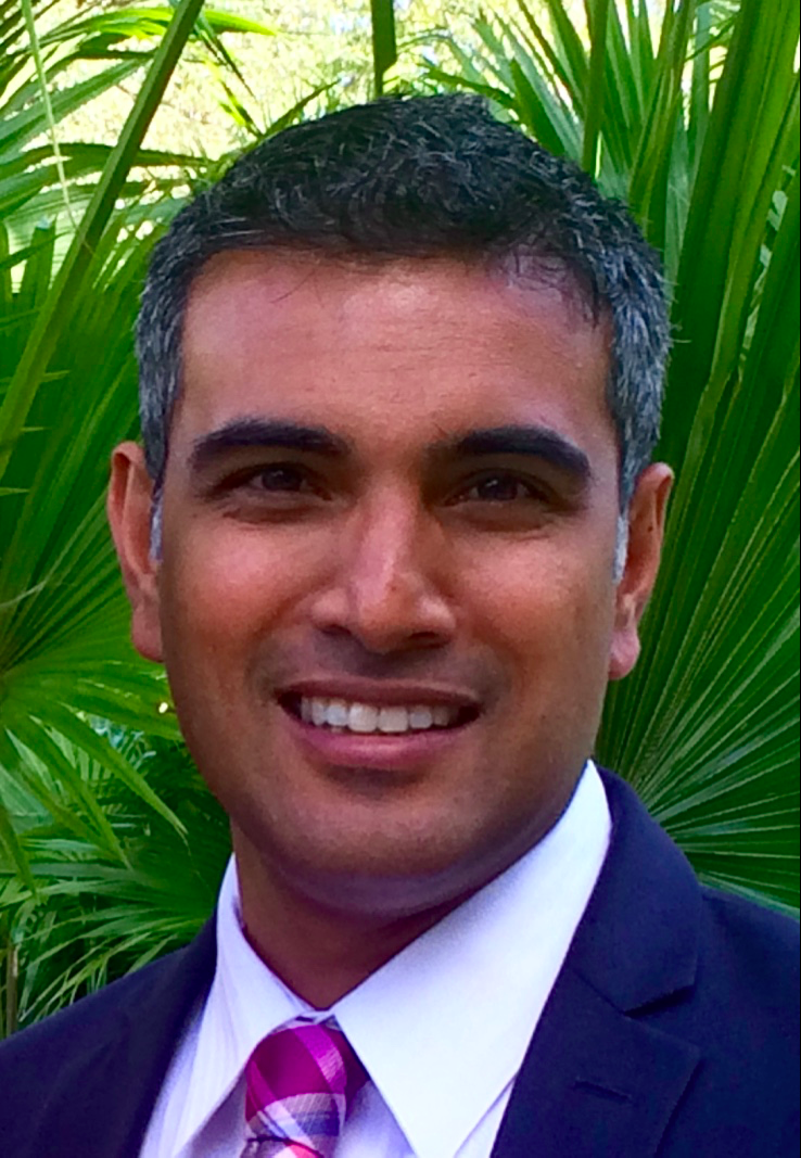 Joe Zacharias Headshot